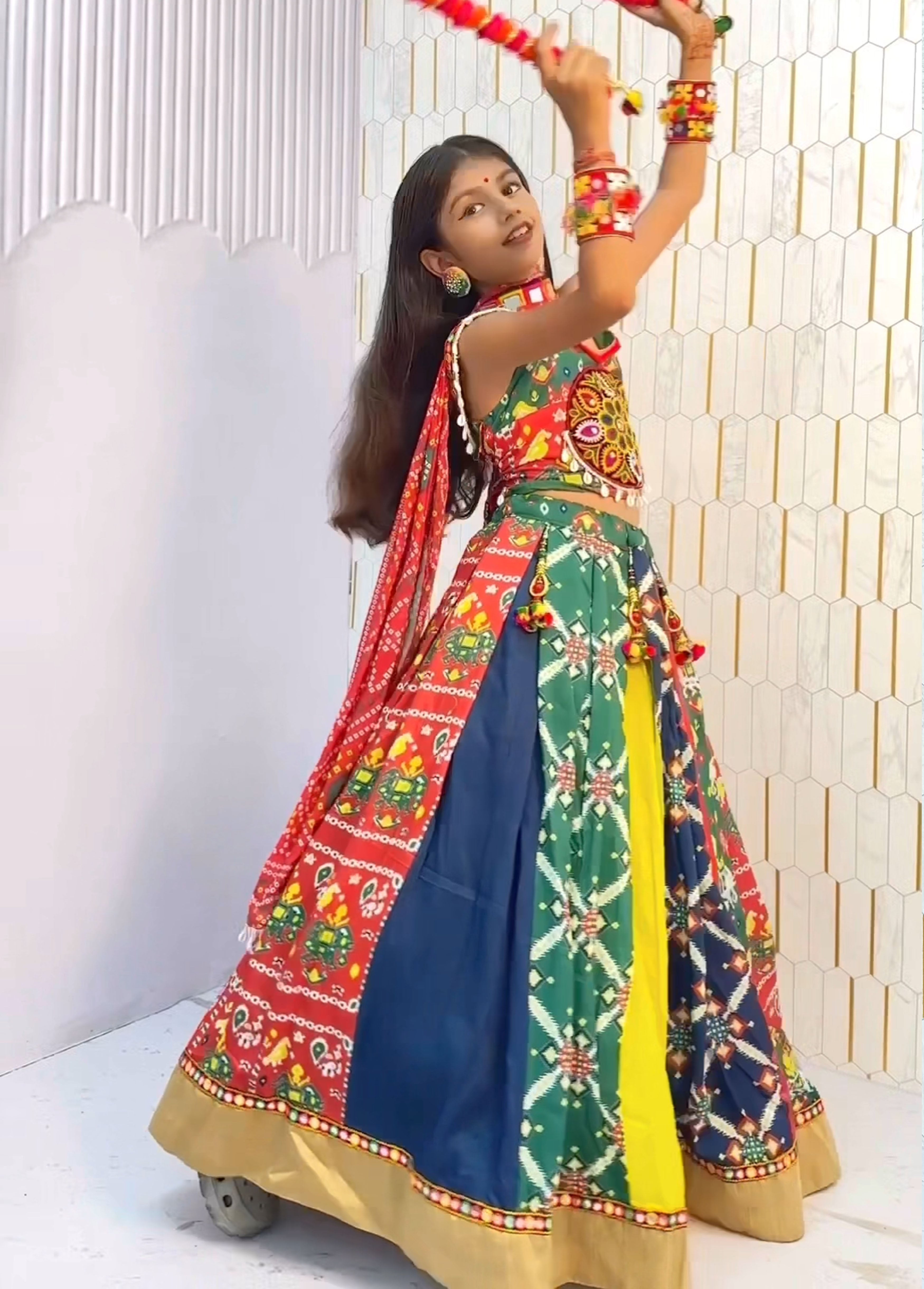 RamZam1-Traditional Lehenga Choli Set